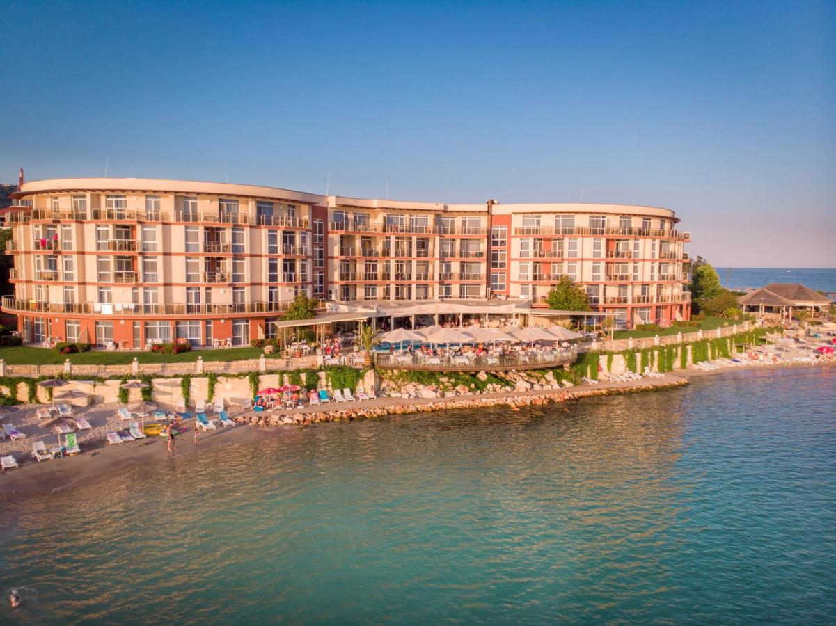 Royal Bay Resort Balchik Eksteriør billede