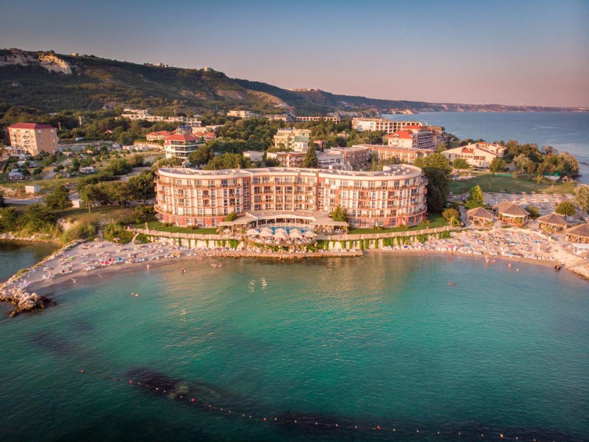 Royal Bay Resort Balchik Eksteriør billede